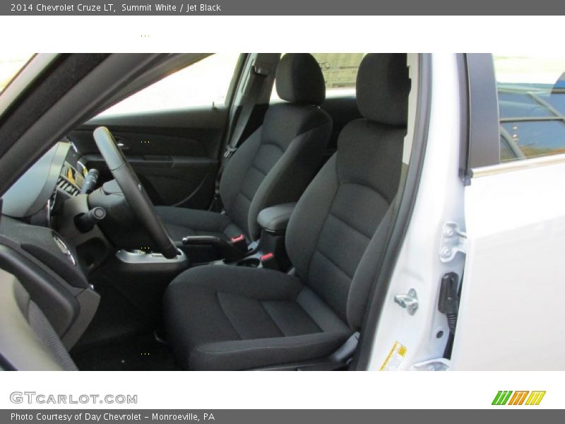 Summit White / Jet Black 2014 Chevrolet Cruze LT