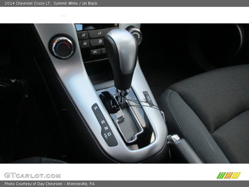 Summit White / Jet Black 2014 Chevrolet Cruze LT