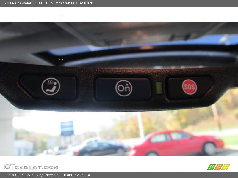 Summit White / Jet Black 2014 Chevrolet Cruze LT