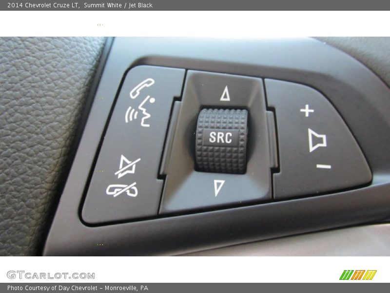Summit White / Jet Black 2014 Chevrolet Cruze LT