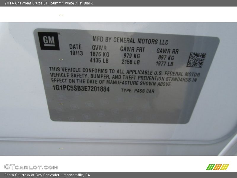 Summit White / Jet Black 2014 Chevrolet Cruze LT