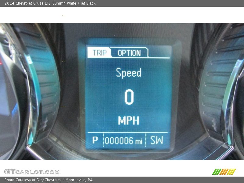 Summit White / Jet Black 2014 Chevrolet Cruze LT