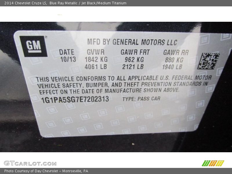 Blue Ray Metallic / Jet Black/Medium Titanium 2014 Chevrolet Cruze LS