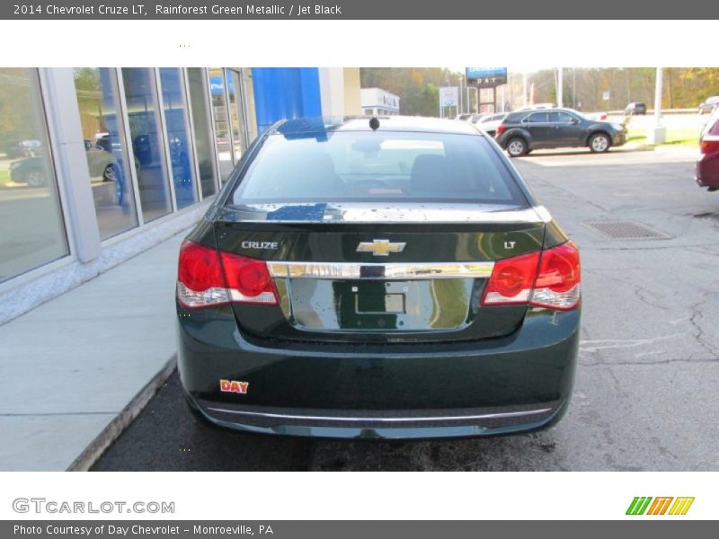 Rainforest Green Metallic / Jet Black 2014 Chevrolet Cruze LT