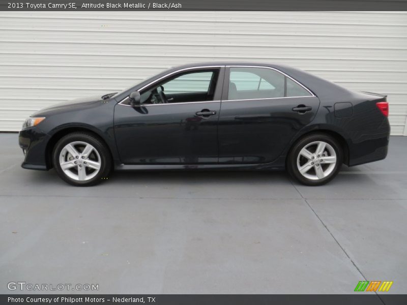 Attitude Black Metallic / Black/Ash 2013 Toyota Camry SE
