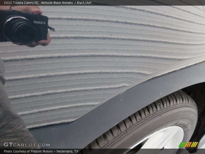 Attitude Black Metallic / Black/Ash 2013 Toyota Camry SE