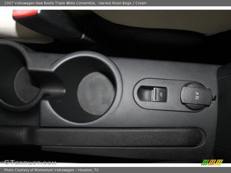Harvest Moon Beige / Cream 2007 Volkswagen New Beetle Triple White Convertible
