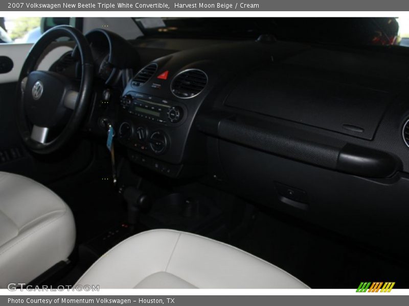 Harvest Moon Beige / Cream 2007 Volkswagen New Beetle Triple White Convertible