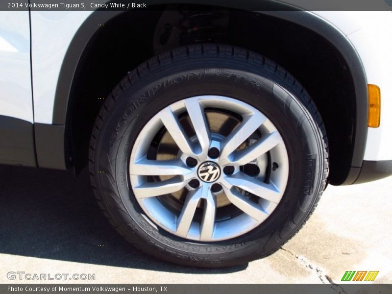 Candy White / Black 2014 Volkswagen Tiguan S
