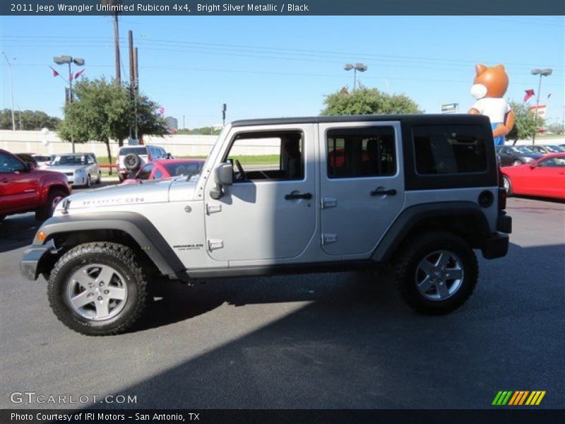 Bright Silver Metallic / Black 2011 Jeep Wrangler Unlimited Rubicon 4x4
