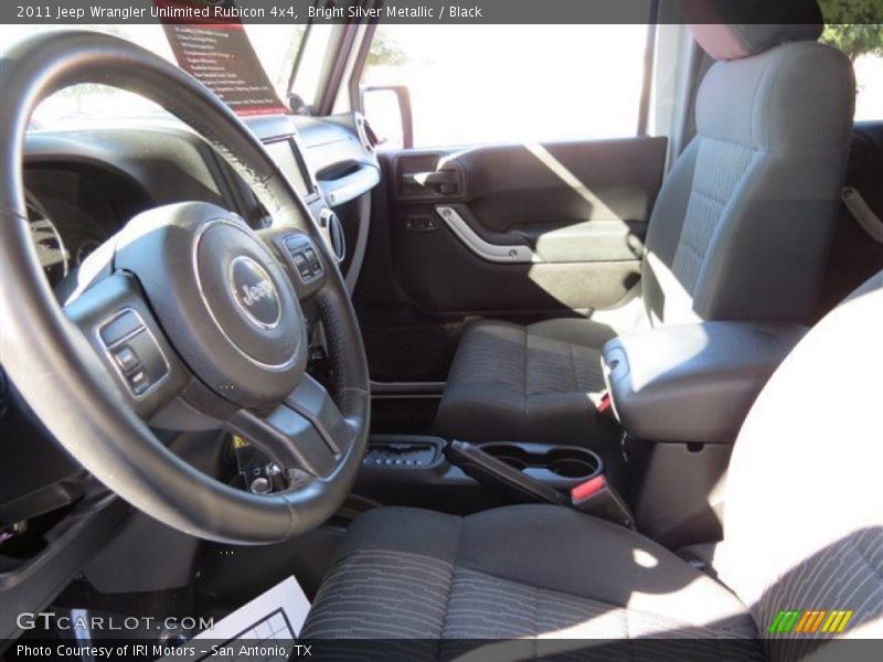 Bright Silver Metallic / Black 2011 Jeep Wrangler Unlimited Rubicon 4x4