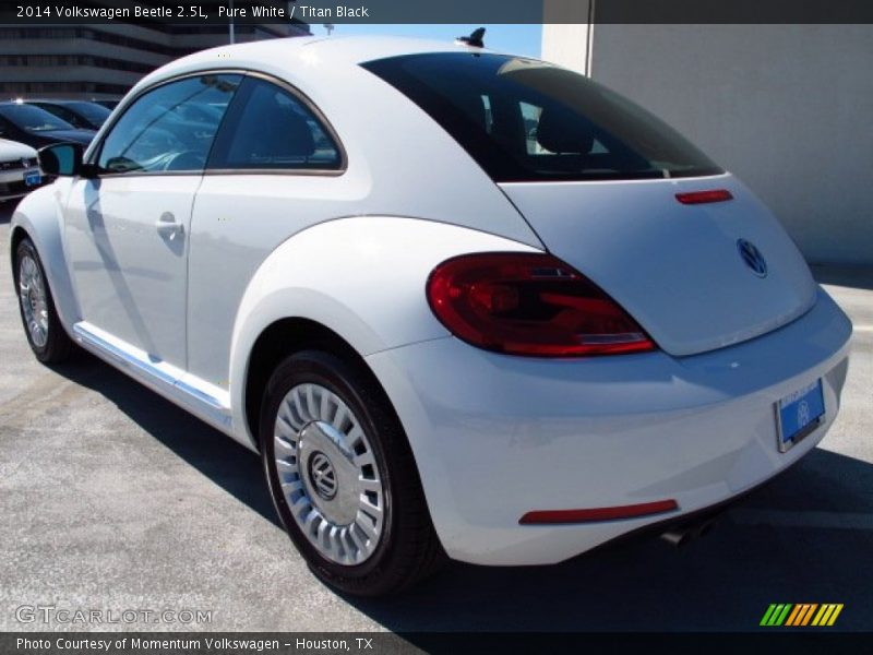 Pure White / Titan Black 2014 Volkswagen Beetle 2.5L