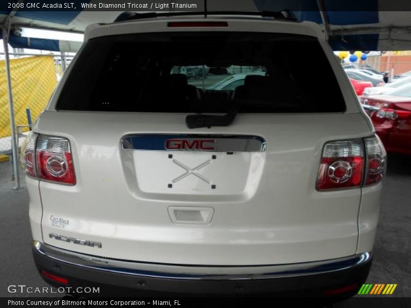 White Diamond Tricoat / Light Titanium 2008 GMC Acadia SLT