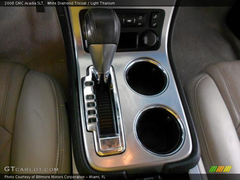 White Diamond Tricoat / Light Titanium 2008 GMC Acadia SLT
