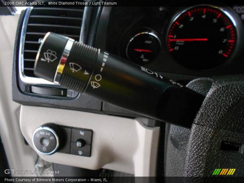 White Diamond Tricoat / Light Titanium 2008 GMC Acadia SLT