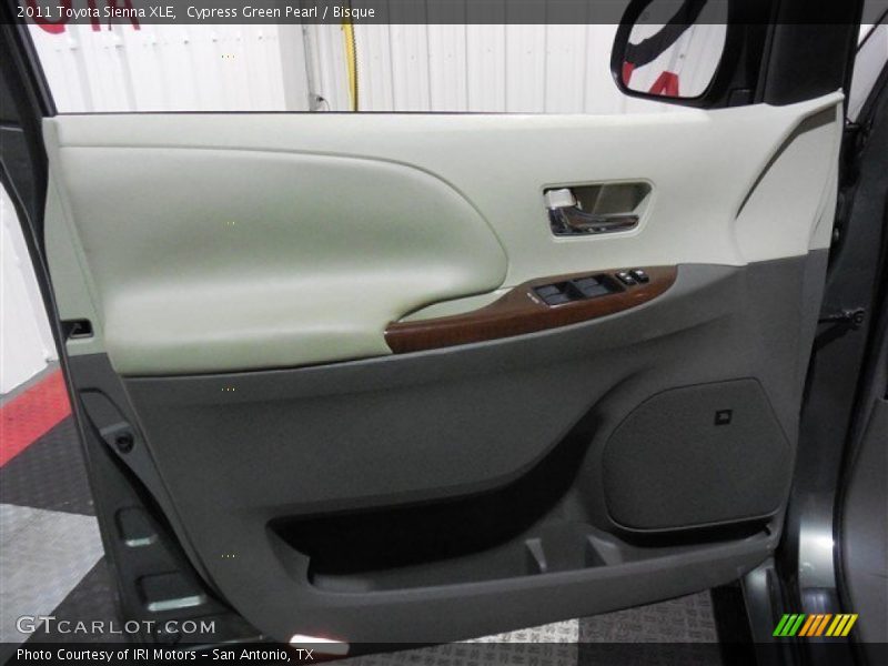 Cypress Green Pearl / Bisque 2011 Toyota Sienna XLE