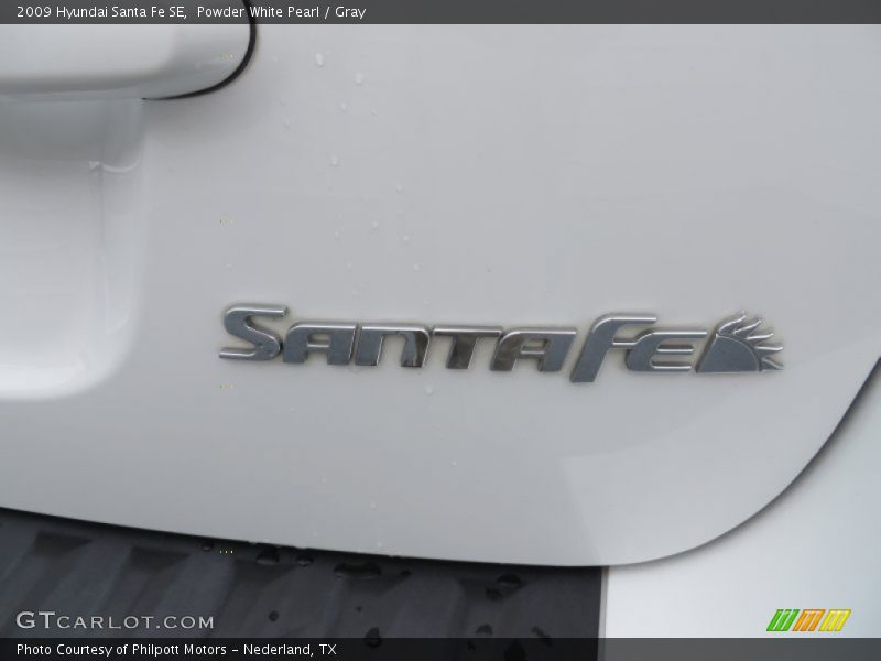 Powder White Pearl / Gray 2009 Hyundai Santa Fe SE