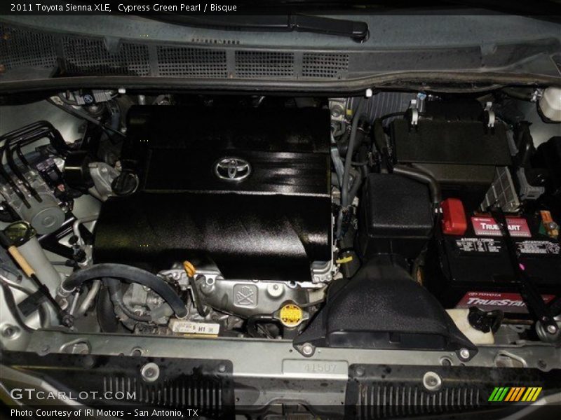 Cypress Green Pearl / Bisque 2011 Toyota Sienna XLE