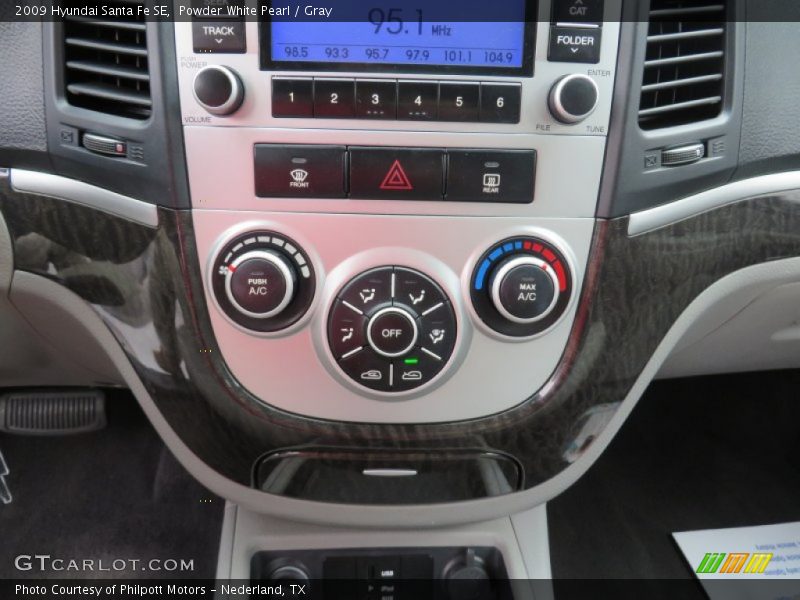 Powder White Pearl / Gray 2009 Hyundai Santa Fe SE