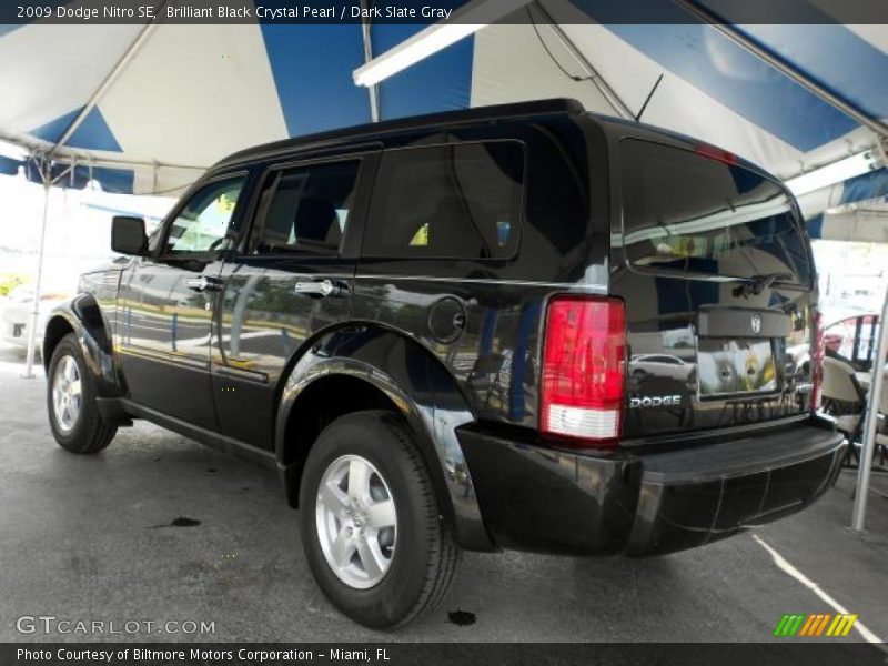 Brilliant Black Crystal Pearl / Dark Slate Gray 2009 Dodge Nitro SE