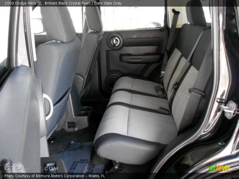 Brilliant Black Crystal Pearl / Dark Slate Gray 2009 Dodge Nitro SE
