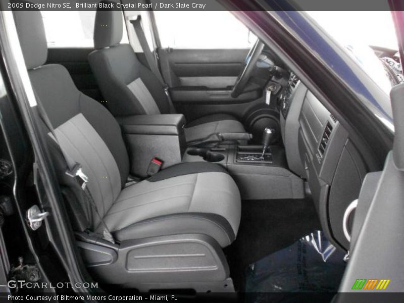 Brilliant Black Crystal Pearl / Dark Slate Gray 2009 Dodge Nitro SE