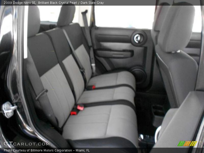 Brilliant Black Crystal Pearl / Dark Slate Gray 2009 Dodge Nitro SE