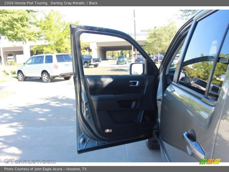 Sterling Gray Metallic / Black 2009 Honda Pilot Touring