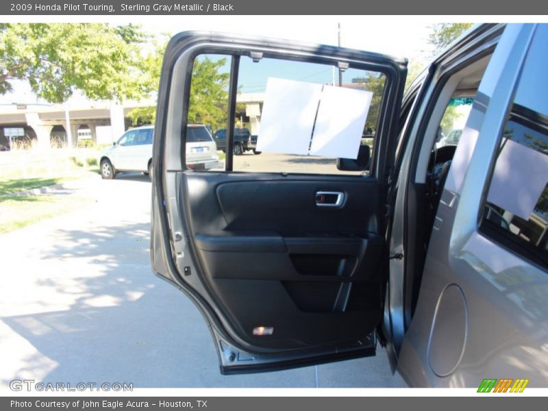 Sterling Gray Metallic / Black 2009 Honda Pilot Touring