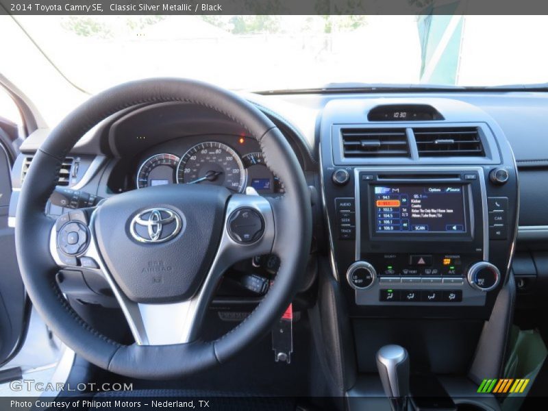 Classic Silver Metallic / Black 2014 Toyota Camry SE