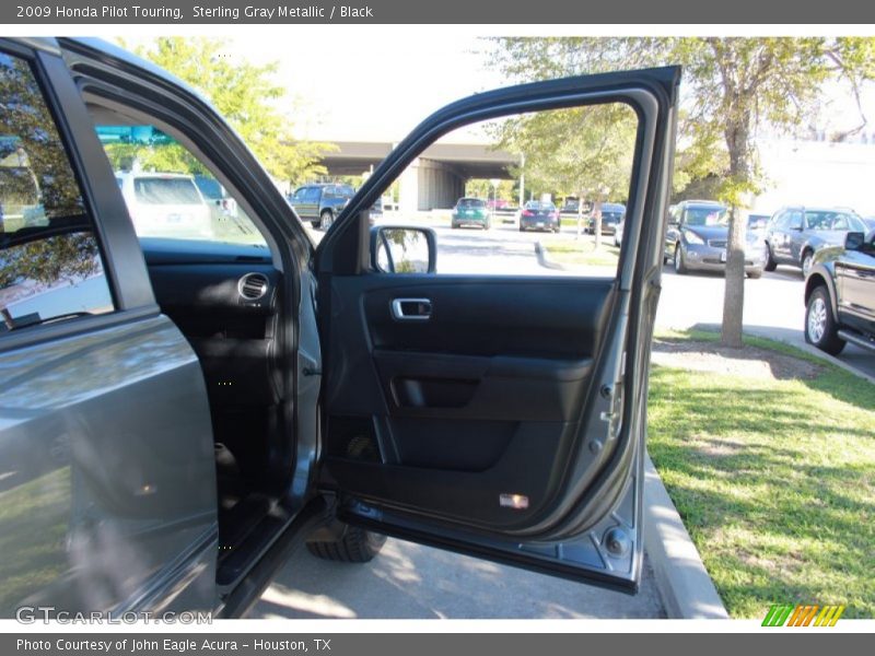 Sterling Gray Metallic / Black 2009 Honda Pilot Touring