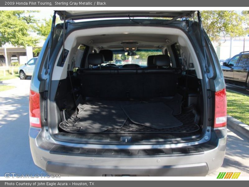 Sterling Gray Metallic / Black 2009 Honda Pilot Touring