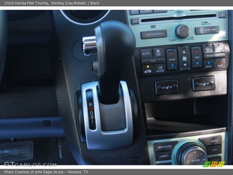 Sterling Gray Metallic / Black 2009 Honda Pilot Touring