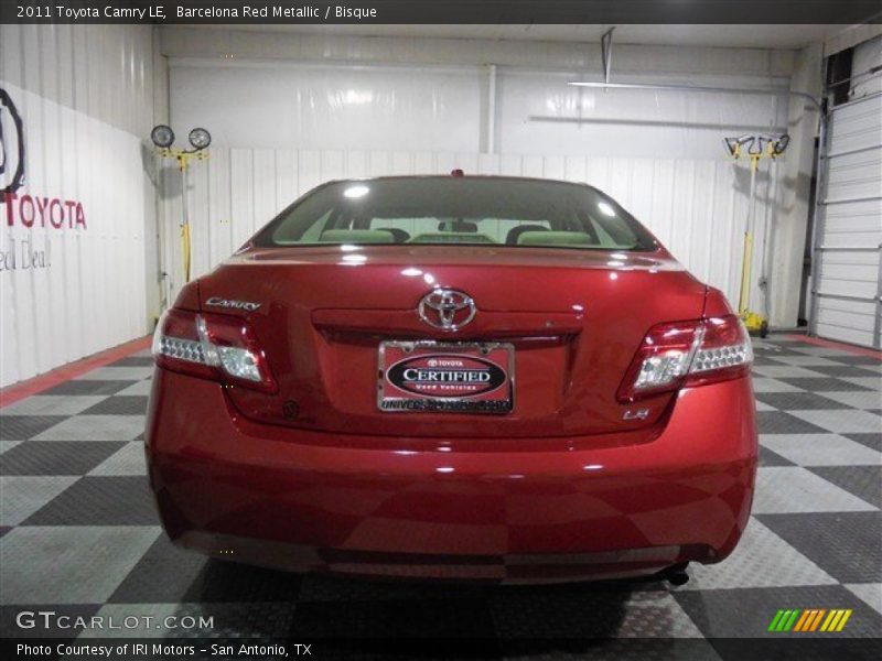 Barcelona Red Metallic / Bisque 2011 Toyota Camry LE