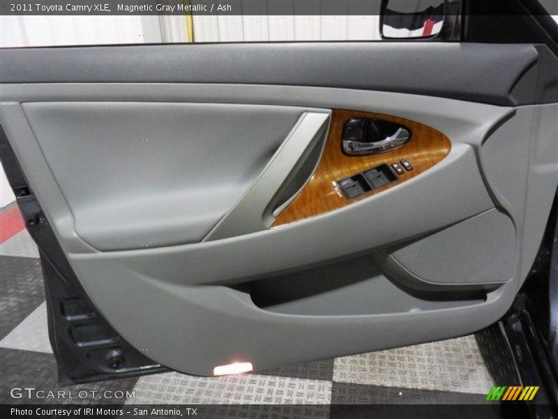 Magnetic Gray Metallic / Ash 2011 Toyota Camry XLE