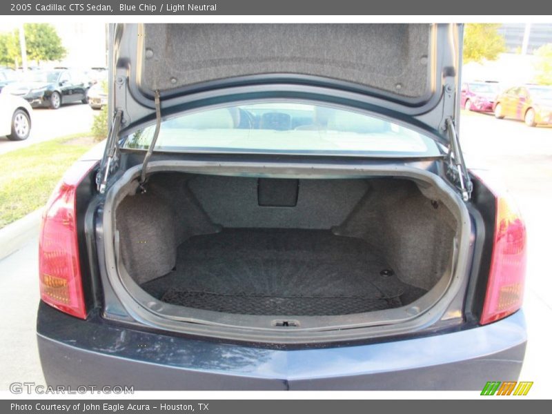 Blue Chip / Light Neutral 2005 Cadillac CTS Sedan