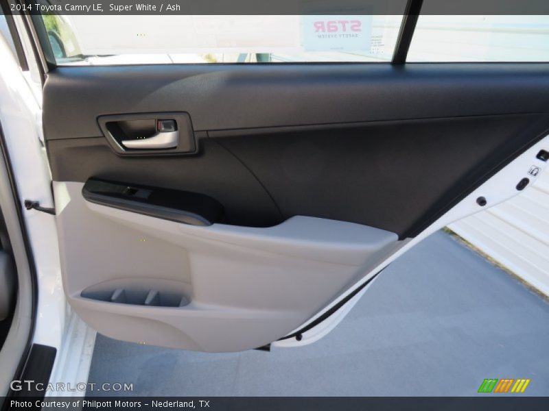 Super White / Ash 2014 Toyota Camry LE