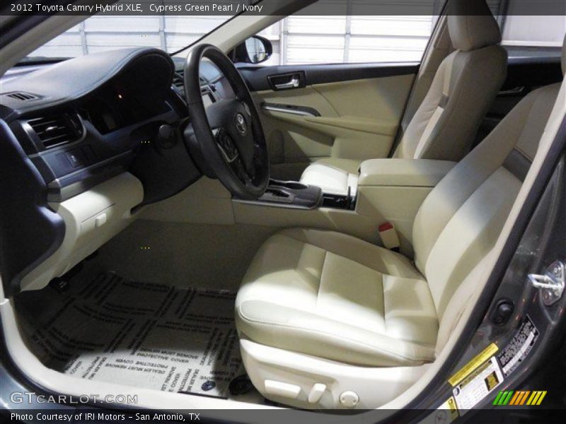 Cypress Green Pearl / Ivory 2012 Toyota Camry Hybrid XLE