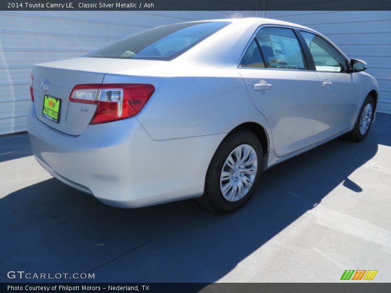 Classic Silver Metallic / Ash 2014 Toyota Camry LE