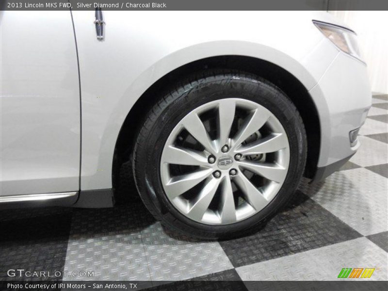 Silver Diamond / Charcoal Black 2013 Lincoln MKS FWD