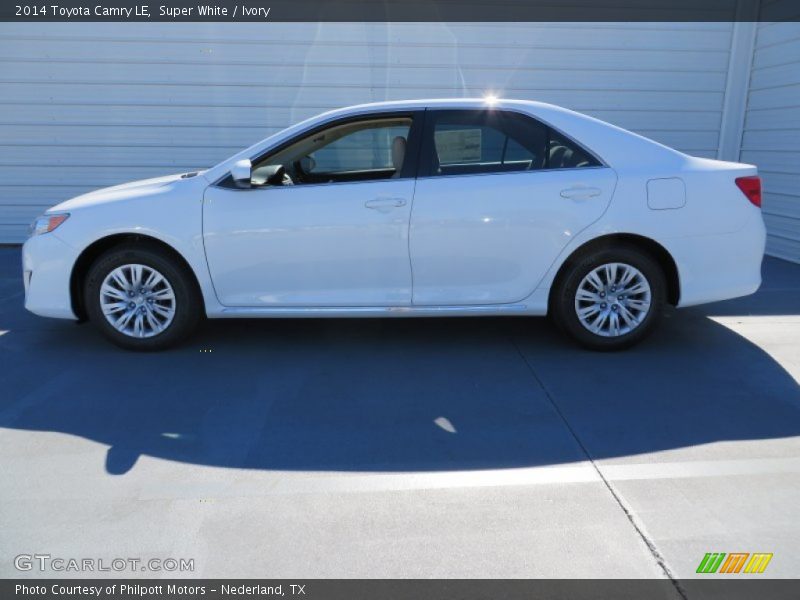 Super White / Ivory 2014 Toyota Camry LE