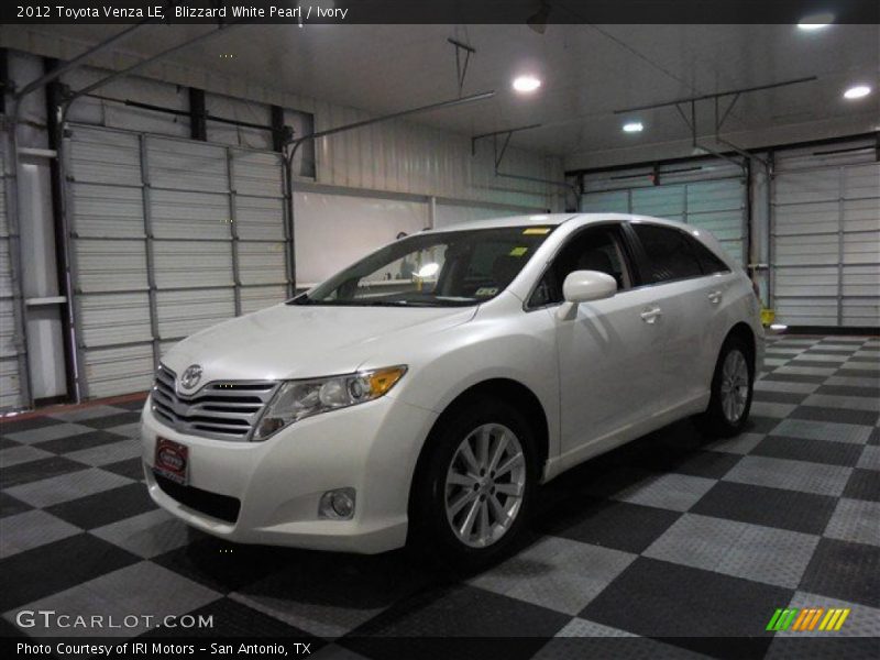 Blizzard White Pearl / Ivory 2012 Toyota Venza LE