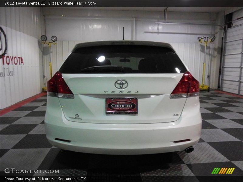 Blizzard White Pearl / Ivory 2012 Toyota Venza LE