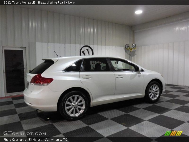 Blizzard White Pearl / Ivory 2012 Toyota Venza LE