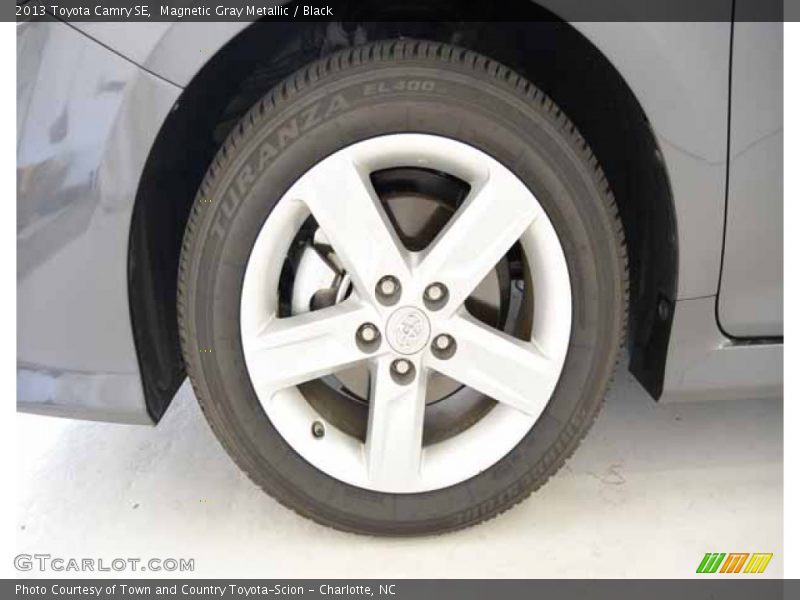 Magnetic Gray Metallic / Black 2013 Toyota Camry SE