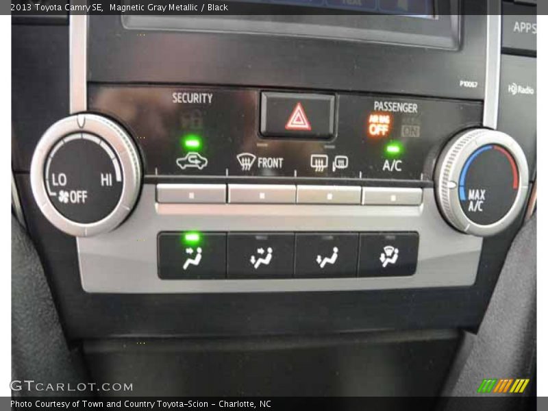 Magnetic Gray Metallic / Black 2013 Toyota Camry SE