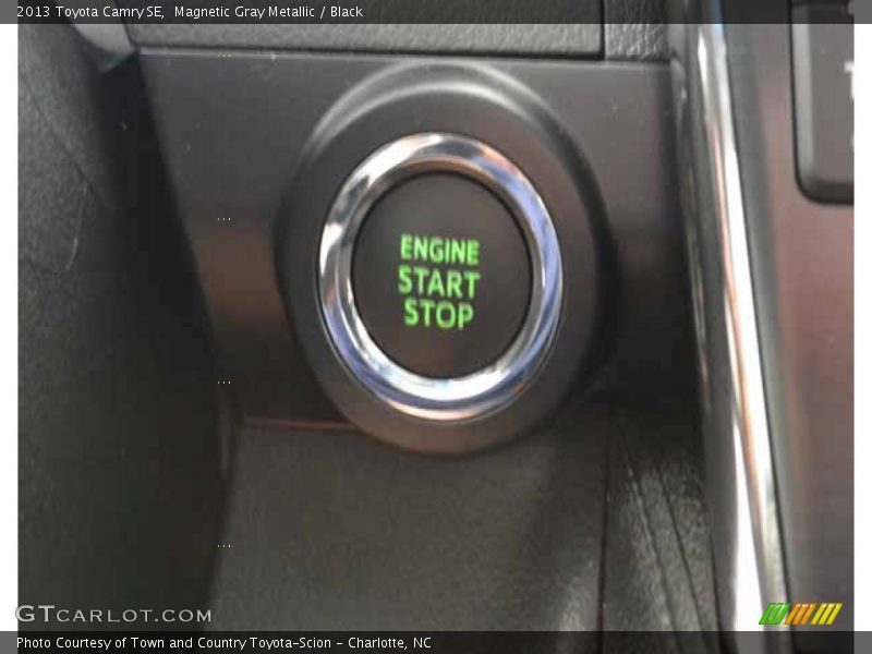 Magnetic Gray Metallic / Black 2013 Toyota Camry SE