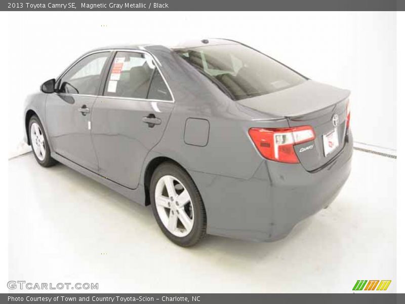 Magnetic Gray Metallic / Black 2013 Toyota Camry SE