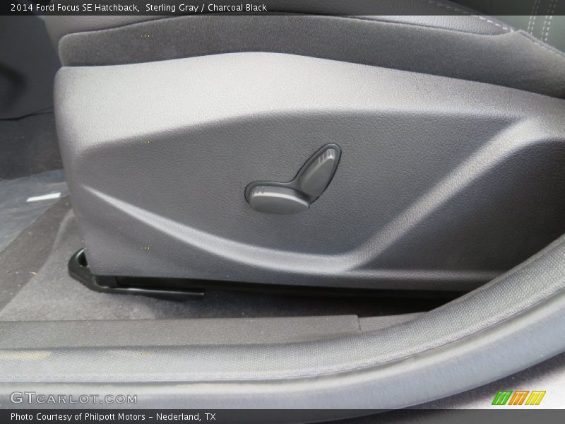 Sterling Gray / Charcoal Black 2014 Ford Focus SE Hatchback