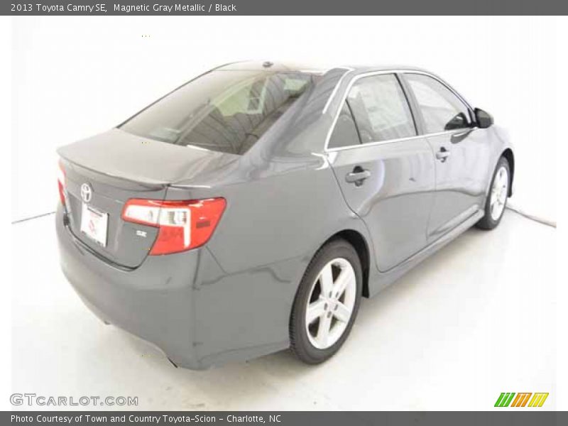 Magnetic Gray Metallic / Black 2013 Toyota Camry SE